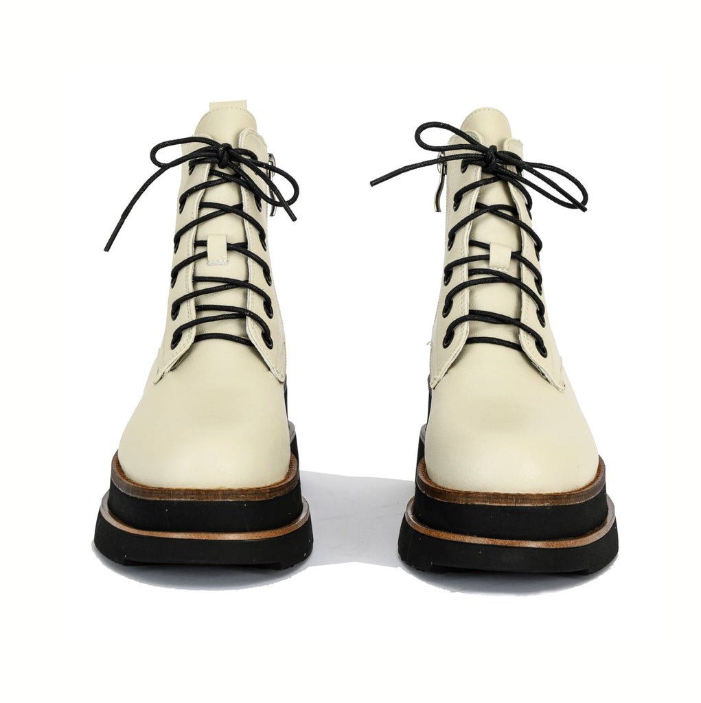 Aria chunky sole lace up ankle boots | 003W
