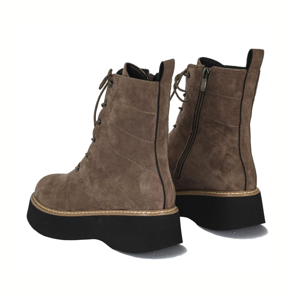 Gina chunky rubber sole suede ankle boots | 2369B